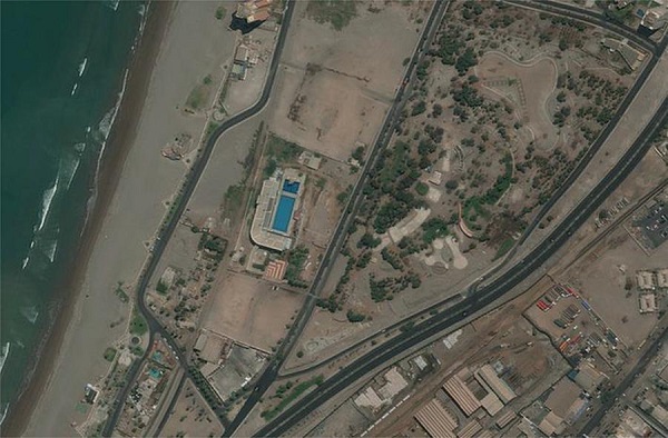 : Vista aérea de la Piscina Olímpica de Arica. (
							4)
						
