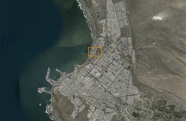 : Vista aérea de Arica y plano superpuesto. (
							5)
						