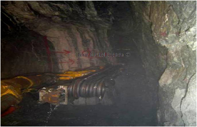 Perforación de veta para voladura en Galerías Industriales
