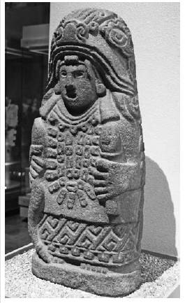La diosa Tonantzin como Cihuacóatl, escultura náhuatl, ca. 1500. Museo Nacional de Antropología e Historia, México. CONACULTA-INAH-MÉX. "Reproducción autorizada por el Instituto Nacional de Antropología e Historia".
