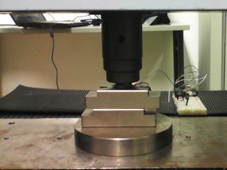 Universal testing machine