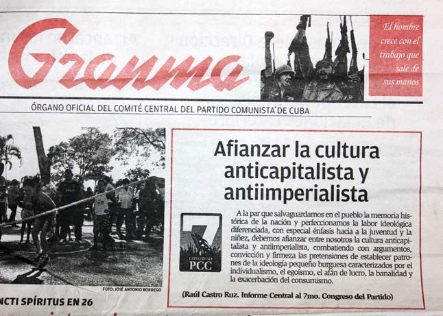 Fragmento del Informe central al 7mo. Congreso del Partido
Comunista de Cuba refiriéndose a la cultura en la primera plana del
periódico Granma, órgano oficial del
Comité Central del Partido Comunista de Cuba, 12 de julio de 2016. 

 