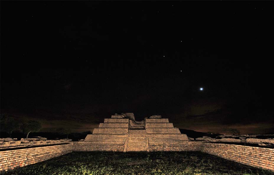  Alineaciones astron&oacute;micas en Ca&ntilde;ada de la Virgen.