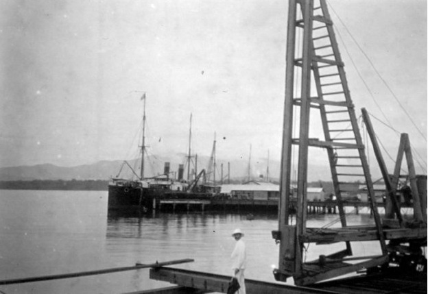 Muelle de Puerto Limón, 1890.