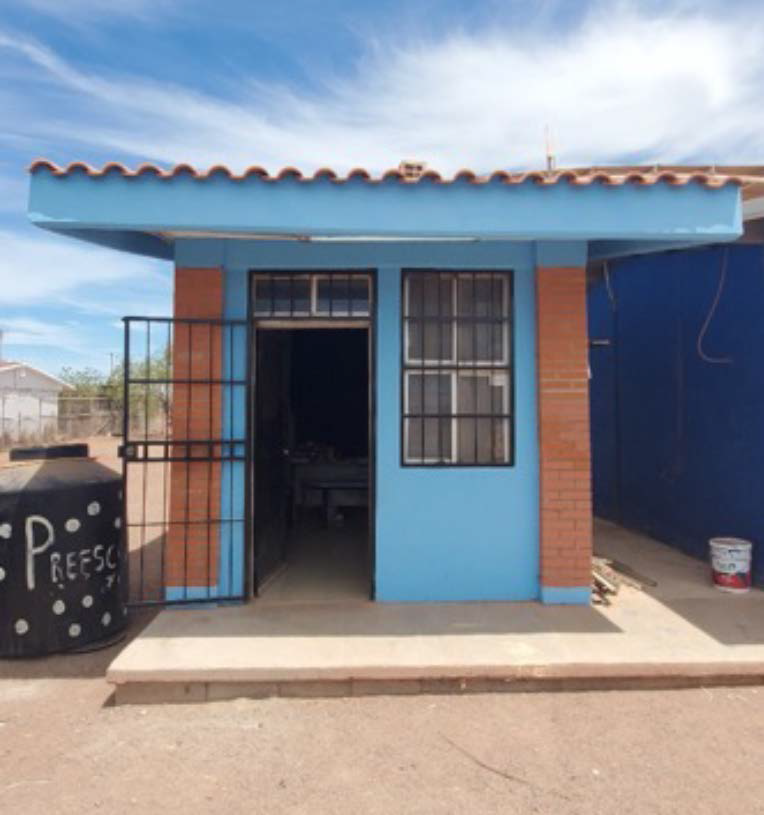 Oficina que se utiliza como sal�n de clase en el preescolar El Caracolito en Punta Chueca, Sonora