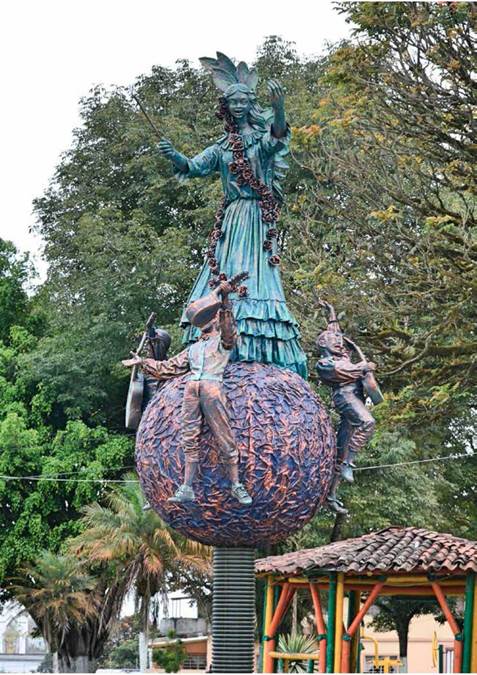 Escultura Alegoría de la música, del maestro José Solarte