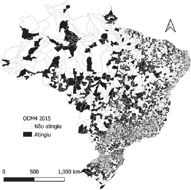 Municípios brasileiros que atingiram e que não alcançaram o ODM4 (2015)
