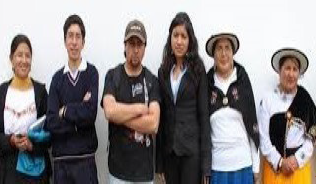 Imagen descargada de Internet. Familia extendida Tradicional kichwa. Ecuador. (Septiembre 2016).