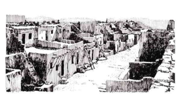 Vista de las filas de casas escalonadas hasta tres niveles y separadas para evitar la sombra en invierno sobre las dem&aacute;s filas de casas, y sus muros de almacenamiento de calor