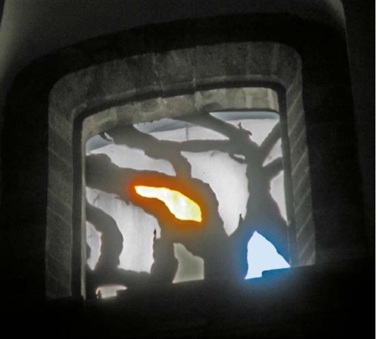 Otro de los vitrales de la c&uacute;pula