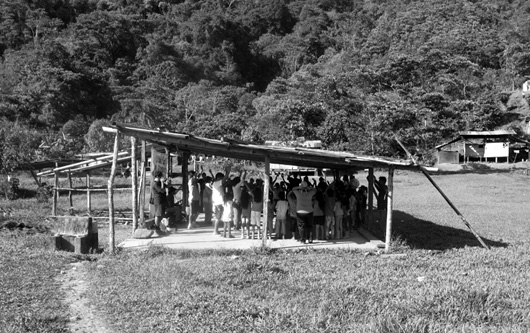Actividades de la iglesia de Santa Anita en Azulis