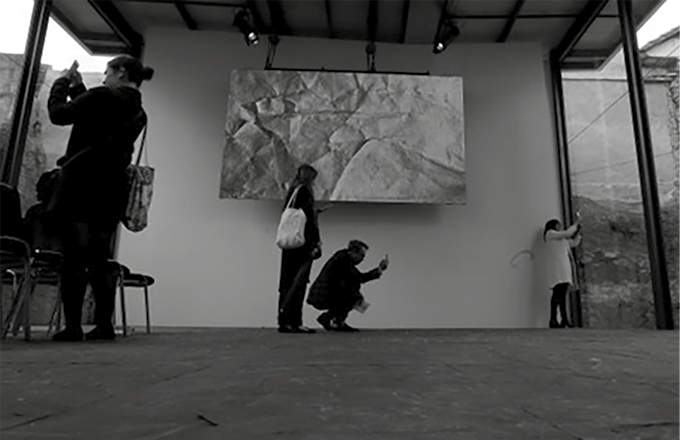Vista interior de “Fragmentos. Espacio de Arte y Memoria”. Museo Nacional de Colombia.