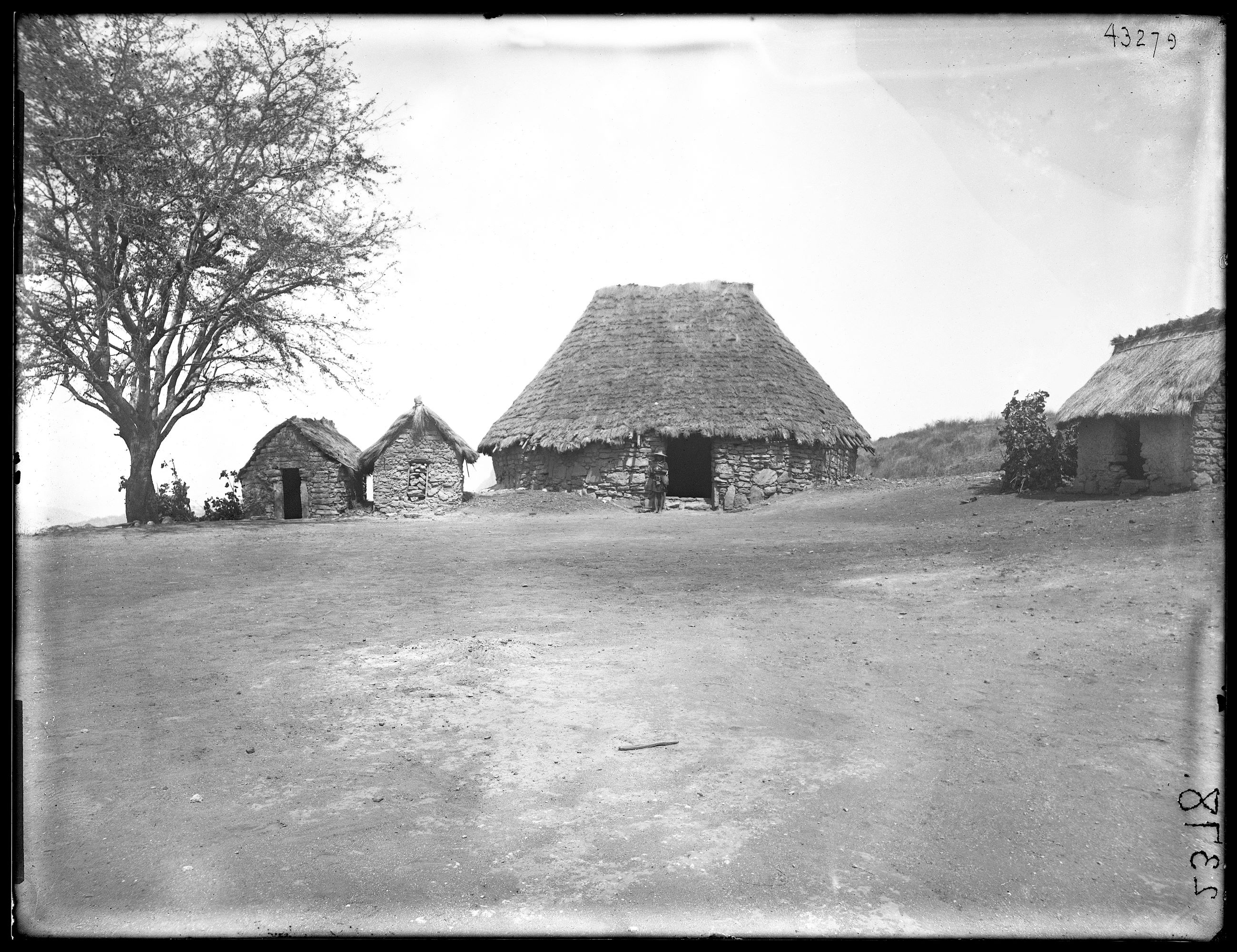 Tukipa, Santa Catarina Cuexcomatitl&aacute;n, fotograf&iacute;a Carl Lumholtz c. 1900