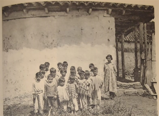 &ldquo;Die Schule in San Felipe Ecatepec&rdquo; [La escuela en San Felipe Ecatepec].
