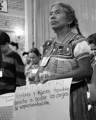 LAURA EDITH SAAVEDRA HERNÁNDEZ ► Asamblea del Movimiento en Defensa de la Tierra y el Territorio y por la Participación de las Mujeres en la Toma de Decisiones, San Cristóbal de Las Casas, Chiapas, marzo de 2017.