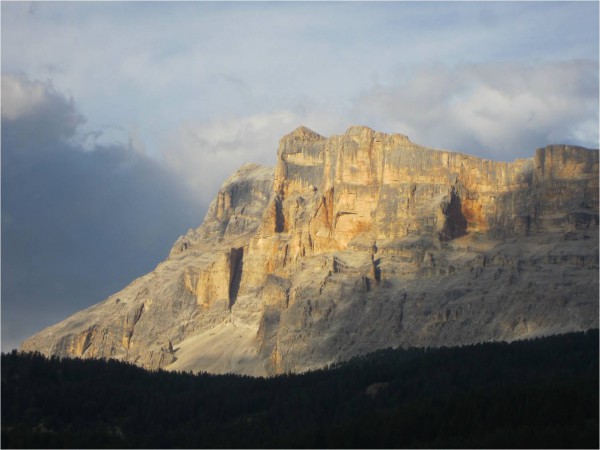  El monte Sasso della Croce en las Dolomitas
de Val Badia (&copy; Mar&iacute;a Constanza Ceruti)