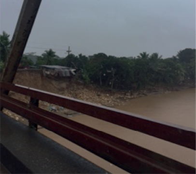 Puente sobre el R�o T�rraba, ubicado entre la zona de Palmar Norte y Palmar Sur TORMENTA NATE, OCTUBRE 2017