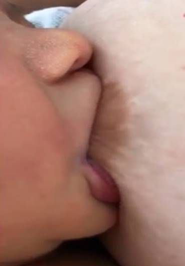 Adecuado agarre del pezón.