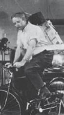 with his original 38 kg radio-electrocardiograph recorder in 1947.