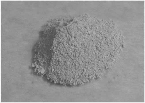 Arcilla macerada con una granulometría inferior a un tamiz # 200.