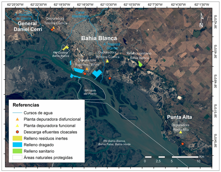 Áreas de relleno del humedal costero de los últimos años (1990-2019) y puntos de descarga de vertidos cloacales