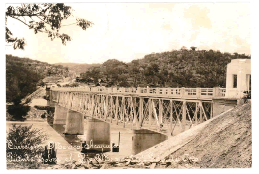 Puente
Mezcala en la carretera México-Acapulco