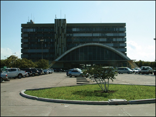 Esta��o da Beira (1967), Projecto dos Arquitectos Paulo Melo Sampaio, Jo�o Garizo do Carmo e Francisco Castro