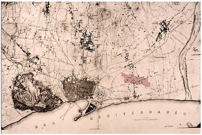 Plano topográfico de Cerdà, 1855. Quando Sant Martin passou a fazer parte do município de Barcelona, seus principais eixos estruturais eram a rua de Sant Joan de Malta, ligando o bairro com às praias, e a atual rua Pedro IV, principal via de ligação do bairro ao centro da cidade. Ao se executar a rua Pedro IV, ela é construída de forma elevada, para evitar os pântanos de ambos os lados, que terminam de ser drenados ao longo do século XVIII, e atraem numerosas construções. 