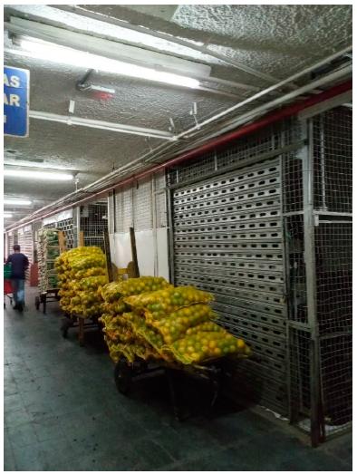 Corredores 1&ordm; andar Mercado Novo. 