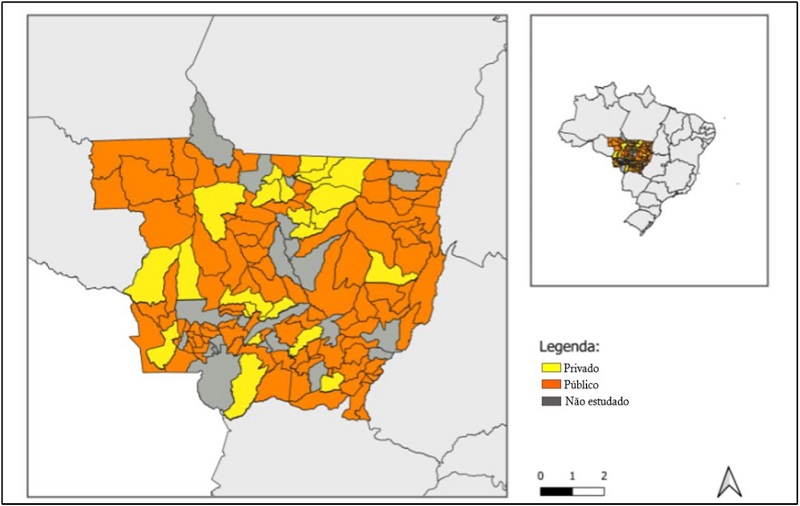 – Mapa apresentando os municípios com prestações de serviços públicos e os com serviços privados, dos 120 municípios de estudo do MT. Fonte: A autora, 2021.