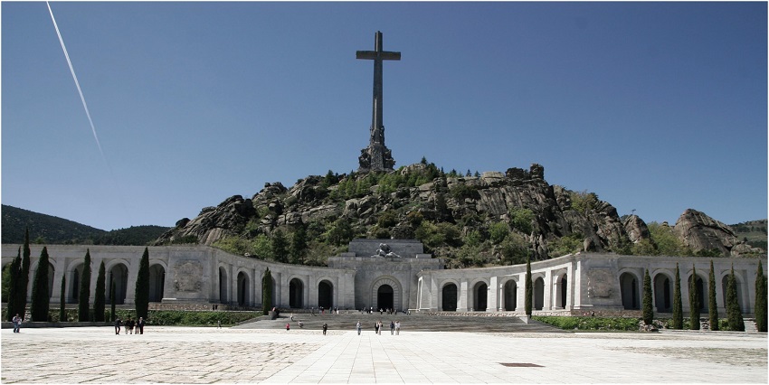 P. Muguruza, D. M&eacute;ndez: Valle de los Ca&iacute;dos, San Lorenzo de El Escorial (1940-1958).
