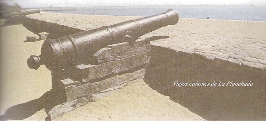 Actual cannon of the fort La Planchada, mounted on a wheeled carriage (original wheels were removed) (Cartes, 2013).
