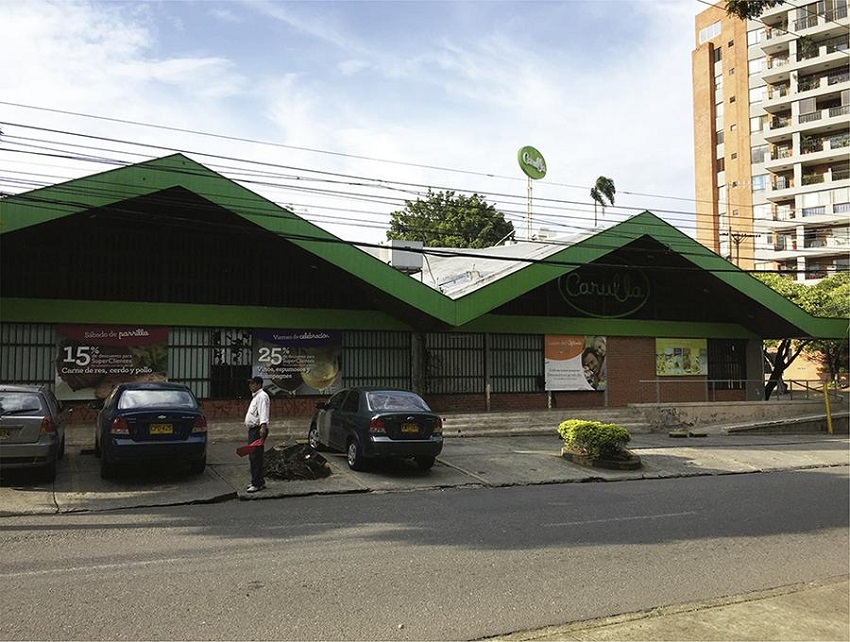 Vista de las cubiertas del supermercado Belmonte, 1961. Figure 10. View of the covers of the Belmonte Supermarket, 1961.