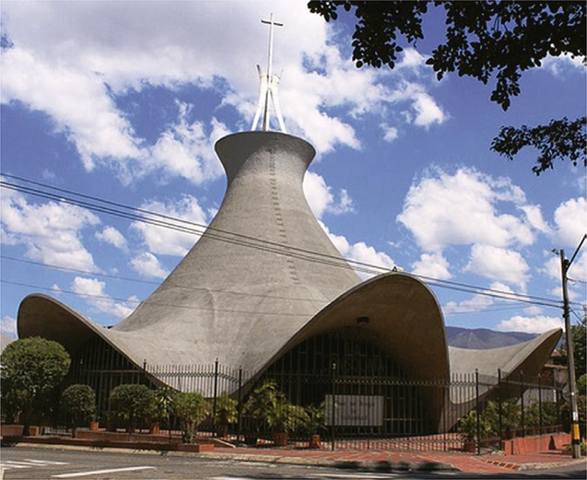 Iglesia La Consolata, arquitecto A. Restrepo, 1972. Figure 17. La Consolata church, architect A. Restrepo, 1972.