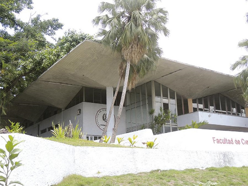 Escuela de Medicina en Santiago de Cuba, arquitecto R. Tasc&oacute;n, 1965. Figure 18. School of Medicine in Santiago de Cuba, architect R. Tasc&oacute;n, 1965.