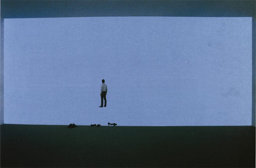 Doug Wheeler, 1975. SA MI DW SM 275. Bilbao, Museo Guggenheim, 2000 (Panza di Biumo, 2000, p. 247). Figure 16. Doug Wheeler, 1975. SA MI DW SM 275. Bilbao, Guggenheim Museum, 2000 (Panza di Biumo, 2000, p. 247).