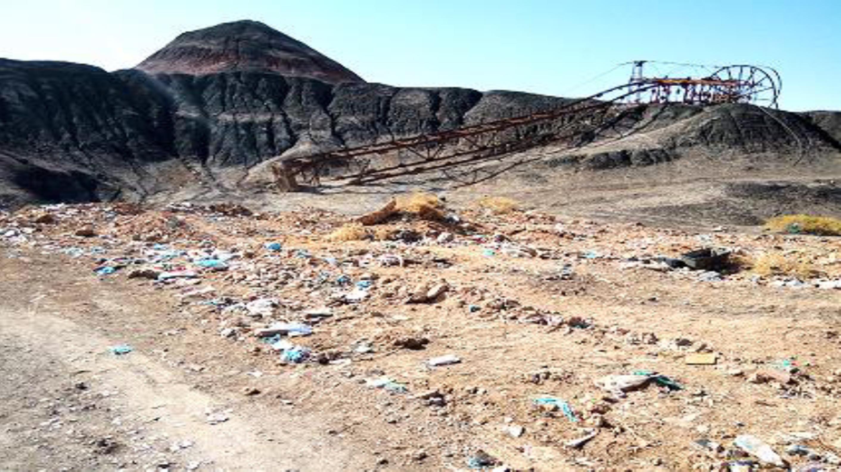 Amount of household waste on spoil tips.