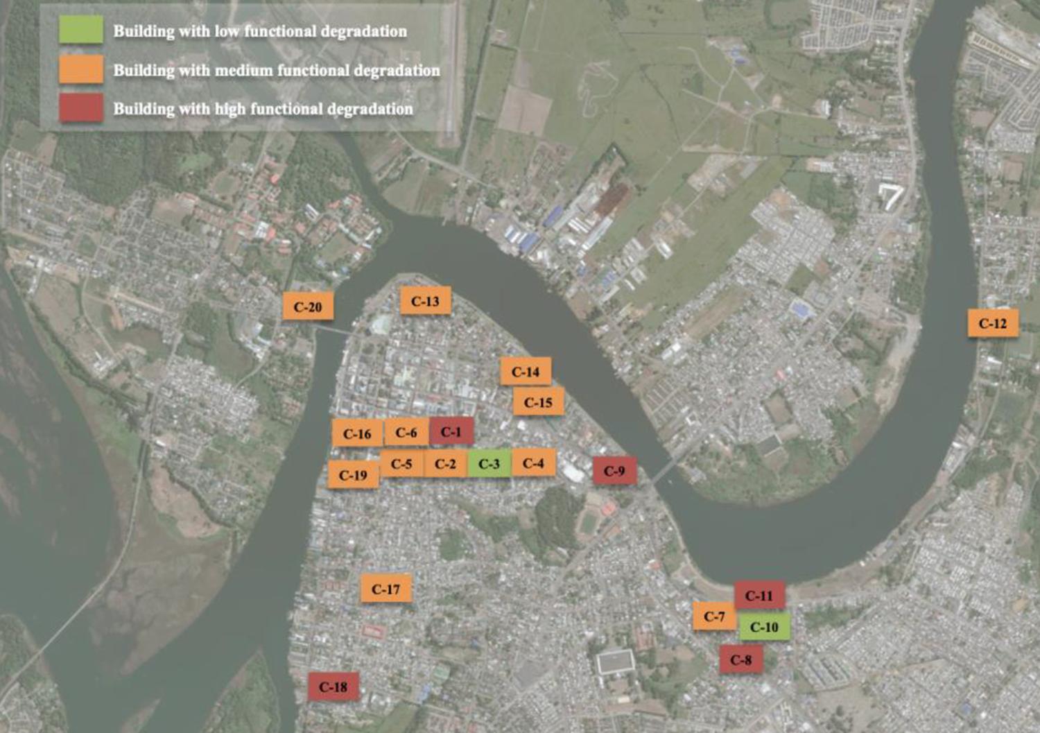 Map illustrating the functional degradation conditions, based on heritage attributes, vulnerability and external risks affection of the sample, Valdivia (Chile).