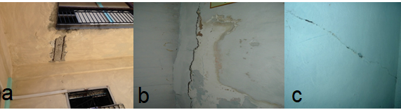 a) Desconchado en losa de hormigón del entrepiso y en la escalera de acceso. b y c) Grietas pasantes en muros de mampostería.