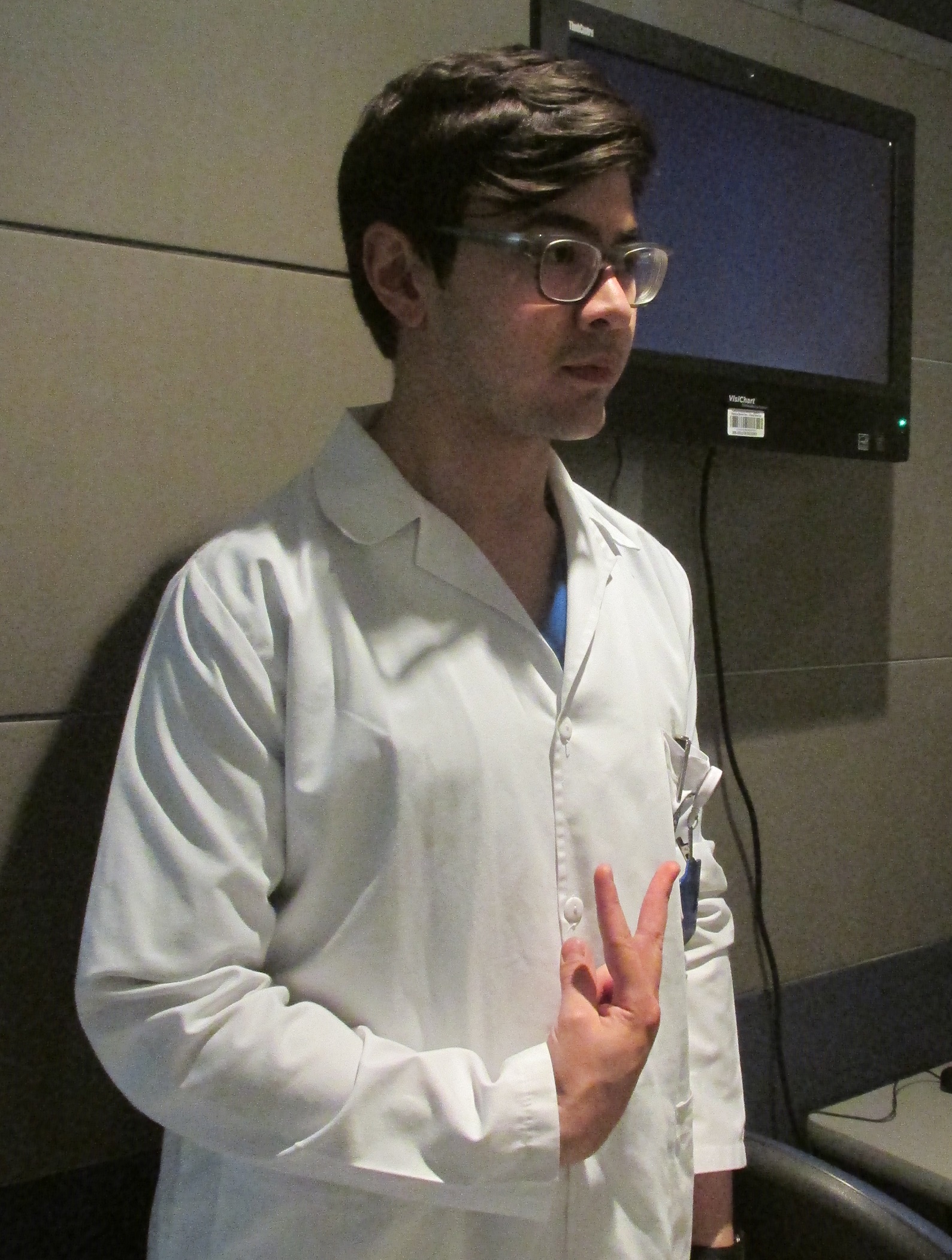 Examen de
la agudeza visual por medio de &ldquo;cuenta dedos&rdquo;