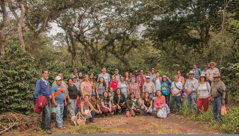Integrantes de la Red de Custodios de la ANP durante la gira de aprendizaje e intercambio de saberes por la isla Bosques de Pacho mayo 2018