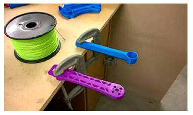 Rigidity test of the drone arms: Tubular (blue) and Rectangular (violet) arms