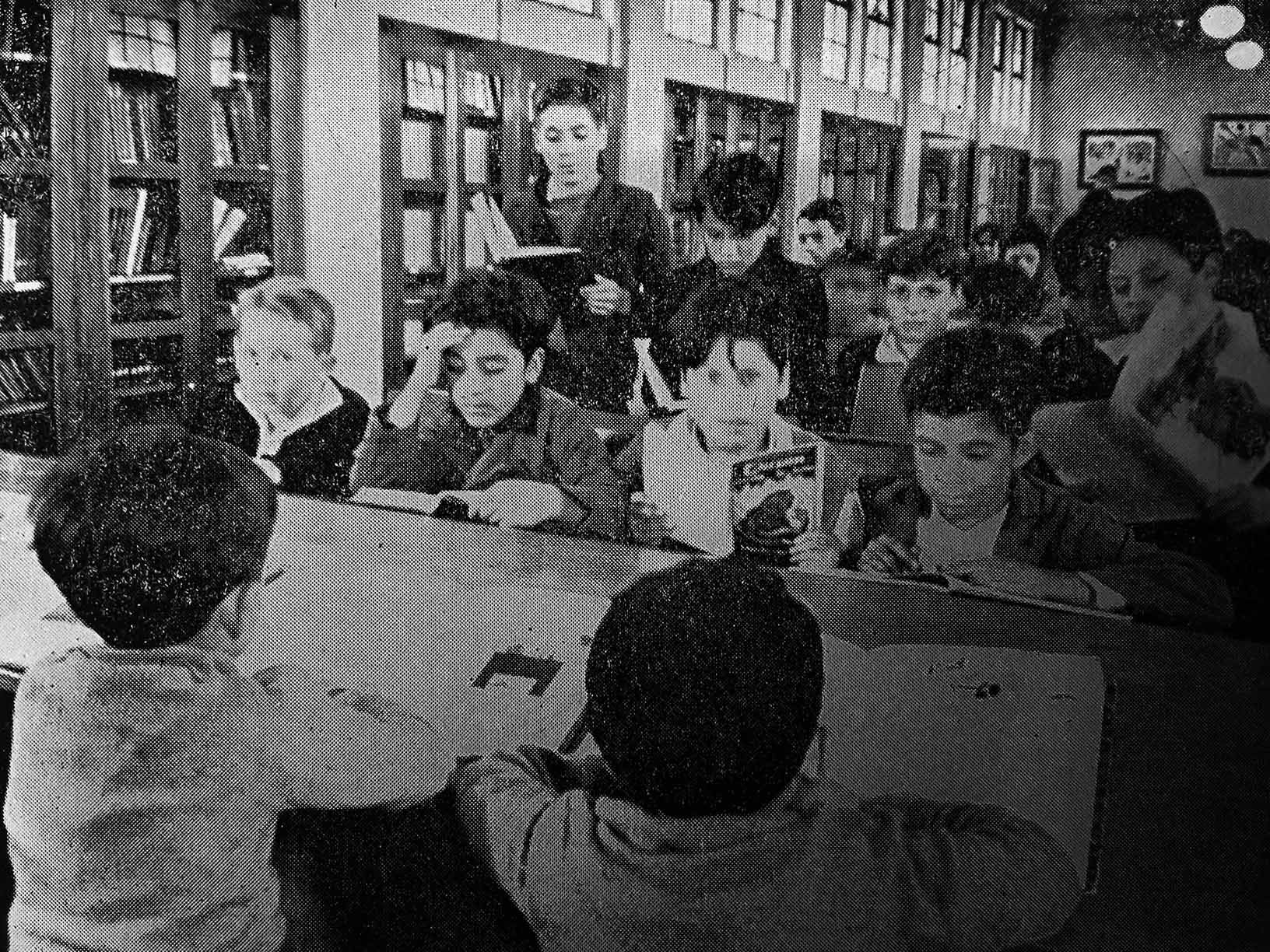 Sala de lectura de la Biblioteca Infantil Teatro Cultural de Bogot, implementadas durante la administracin de Jorge Elicer Gaitn