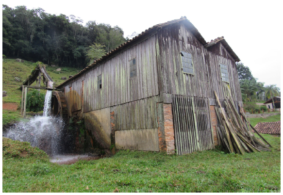 Edif&iacute;cio da atafona [a], 2017.