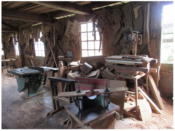 Interior da marcenaria. Detalhe dos moldes antigos, 2017.