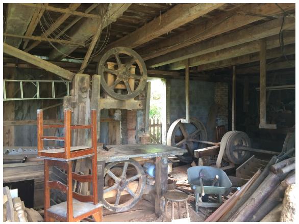 Detalhe dos barrotes da &aacute;rea onde funcionava a serraria, 2017.