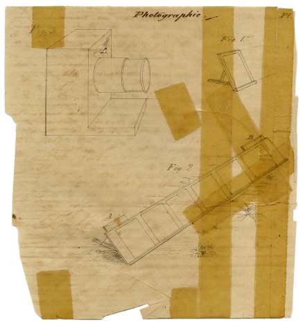 Hercule Florence. Photographie, s.d.Tinta ferrog&aacute;lica sobre papel, 20,6 x 19,1 cm (irregular) Originalmente encartado na p&aacute;gina 56 do manuscrito L&rsquo;Ami des Arts... Cole&ccedil;&atilde;o Instituto Hercule Florence (S&atilde;o Paulo). 