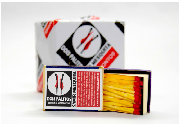 Dois palitos. Picture: Samir Mesquita.