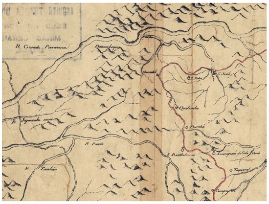 Trecho da Carta geográfica que compreende toda a comarca do Rio das Mortes, Villa Rica, da cidade de Mariana e do Governo de Minas Gerais, representando, em vermelho, o trajeto percorrido por D. Luiz Diogo na fronteira com a capitania de São Paulo.