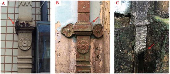 Dutos apresentando: (A) destacamento da camada de tinta e produtos de corrosão na superfície; (B) corrosão superficial generalizada e destacamento de parafusos; (C) corrosão generalizada e manchas de umidade na base do corpo. Fonte: Fotografias das autoras.
